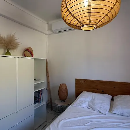 La Maison Bleue Climatisee 6 Personnes *