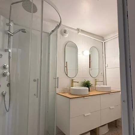 La Maison Bleue Climatisee 6 Personnes