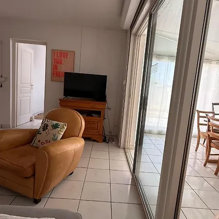 La Maison Bleue Climatisee 6 Personnes Narbonne