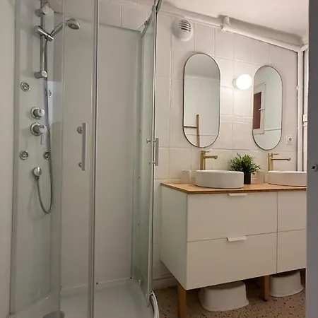 La Maison Bleue Climatisee 6 Personnes 나르본