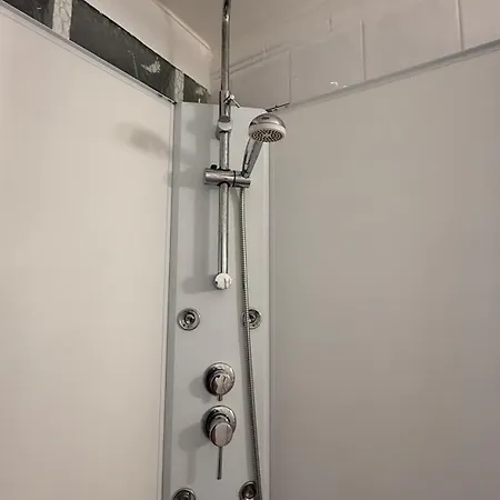 La Maison Bleue Climatisee 6 Personnes 아파트 *