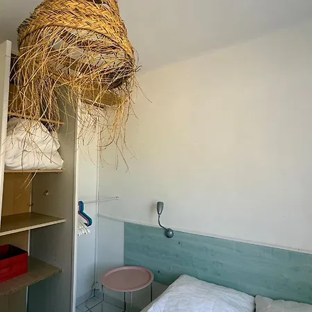 La Maison Bleue Climatisee 6 Personnes *