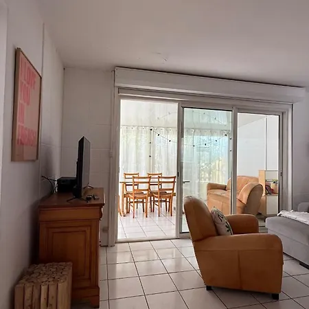 La Maison Bleue Climatisee 6 Personnes 나르본