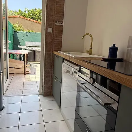 아파트 La Maison Bleue Climatisee 6 Personnes